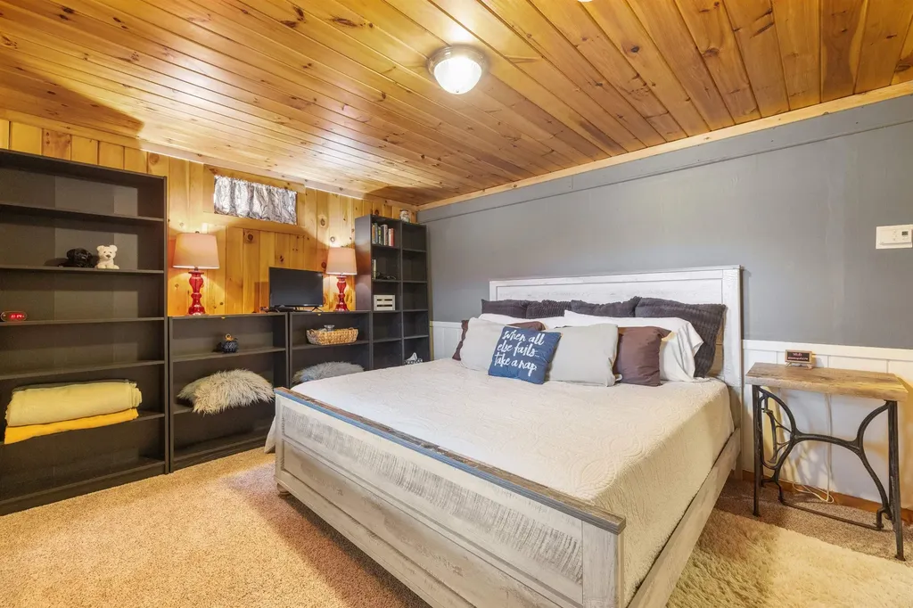 137 Pond Road Campton NH 03223