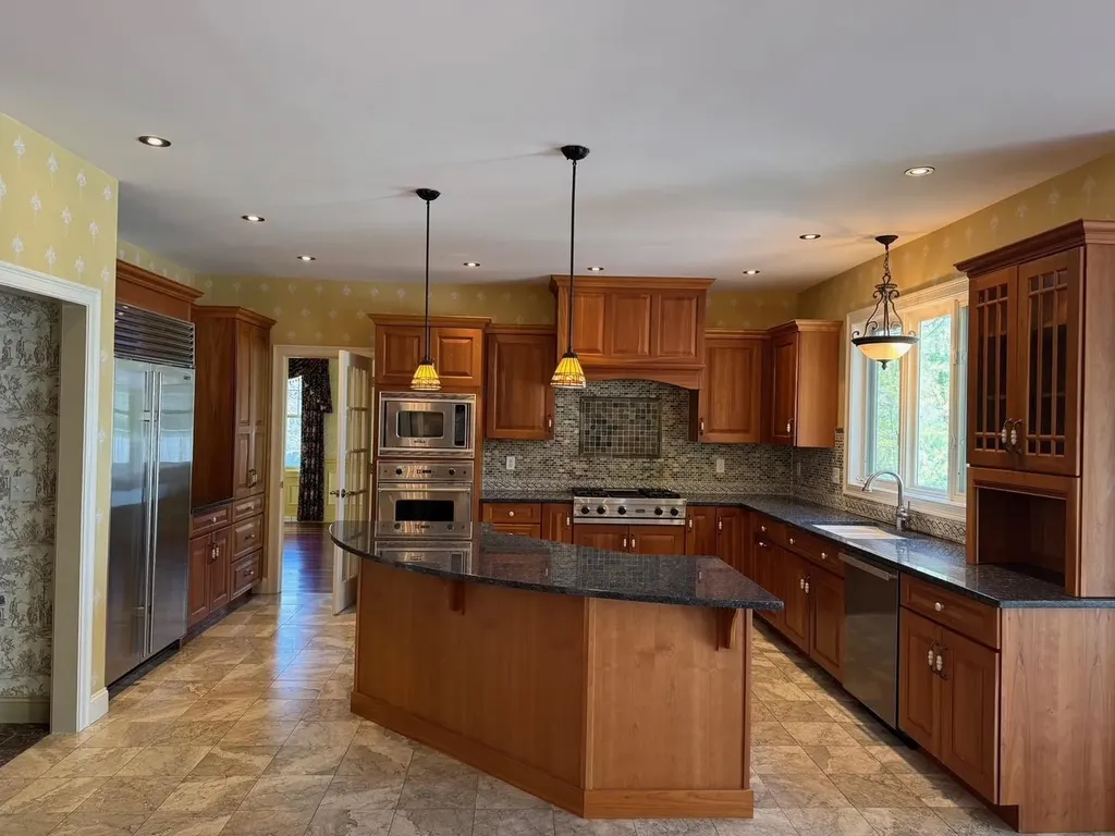 94 Odiorne Point Road Portsmouth NH 03801