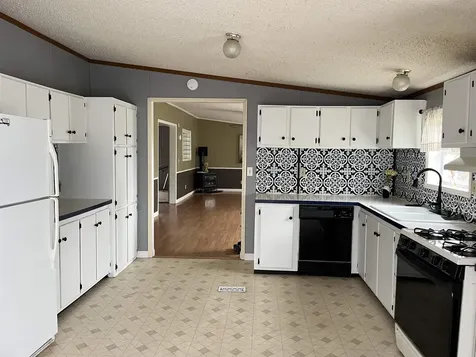 28 Mudget Drive Hyde Park VT 05655