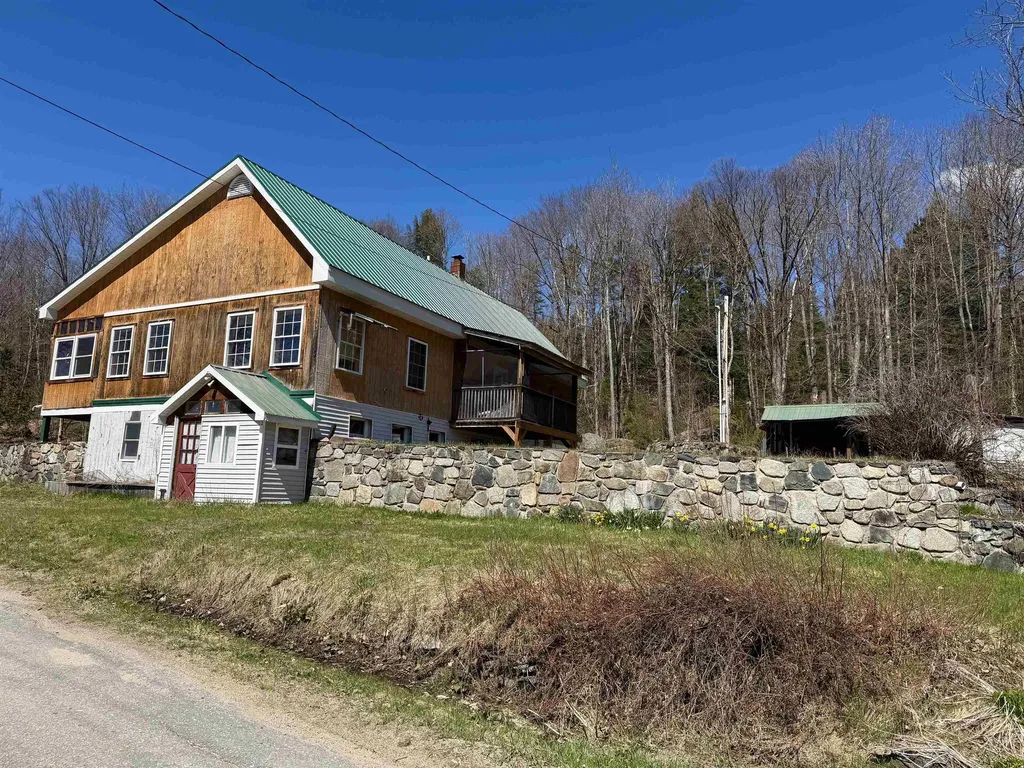 388 Percy Road Stark NH 03582