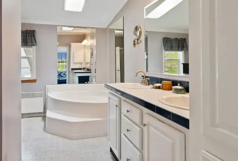 56 Osprey Road Alton NH 03809