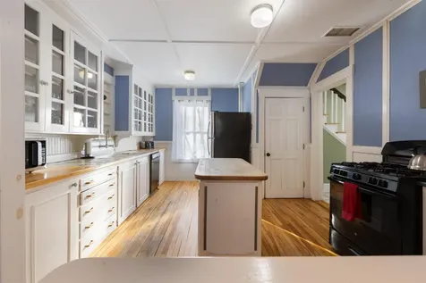 16 Meadow Street Bethlehem NH 03574