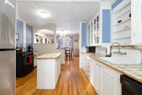 16 Meadow Street Bethlehem NH 03574