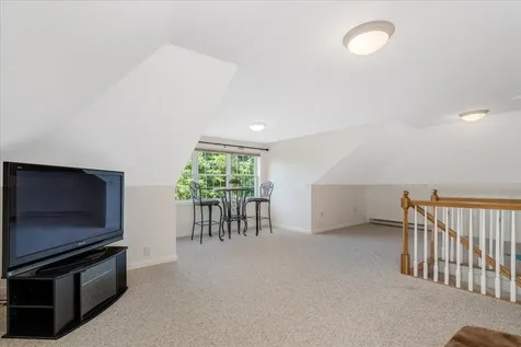 371 Tibbetts Hill Road Goffstown NH 03045
