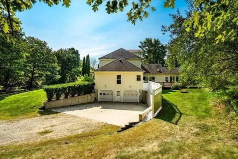371 Tibbetts Hill Road Goffstown NH 03045