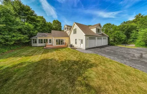 371 Tibbetts Hill Road Goffstown NH 03045