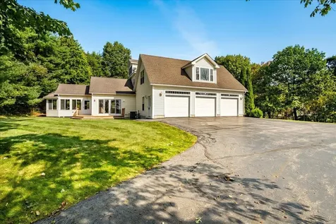 371 Tibbetts Hill Road Goffstown NH 03045