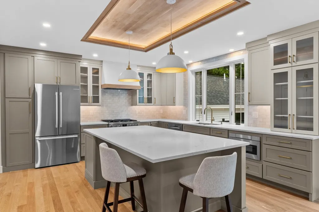 6 Burns Road Pelham NH 03076