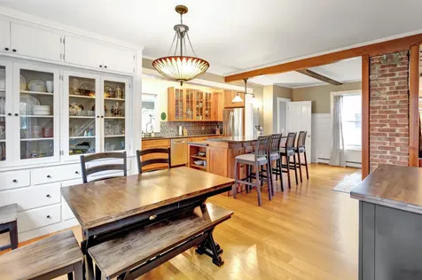 11 Randall Street Waterbury VT 05676