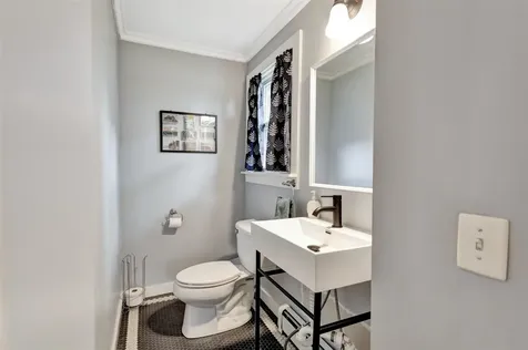 11 Randall Street Waterbury VT 05676