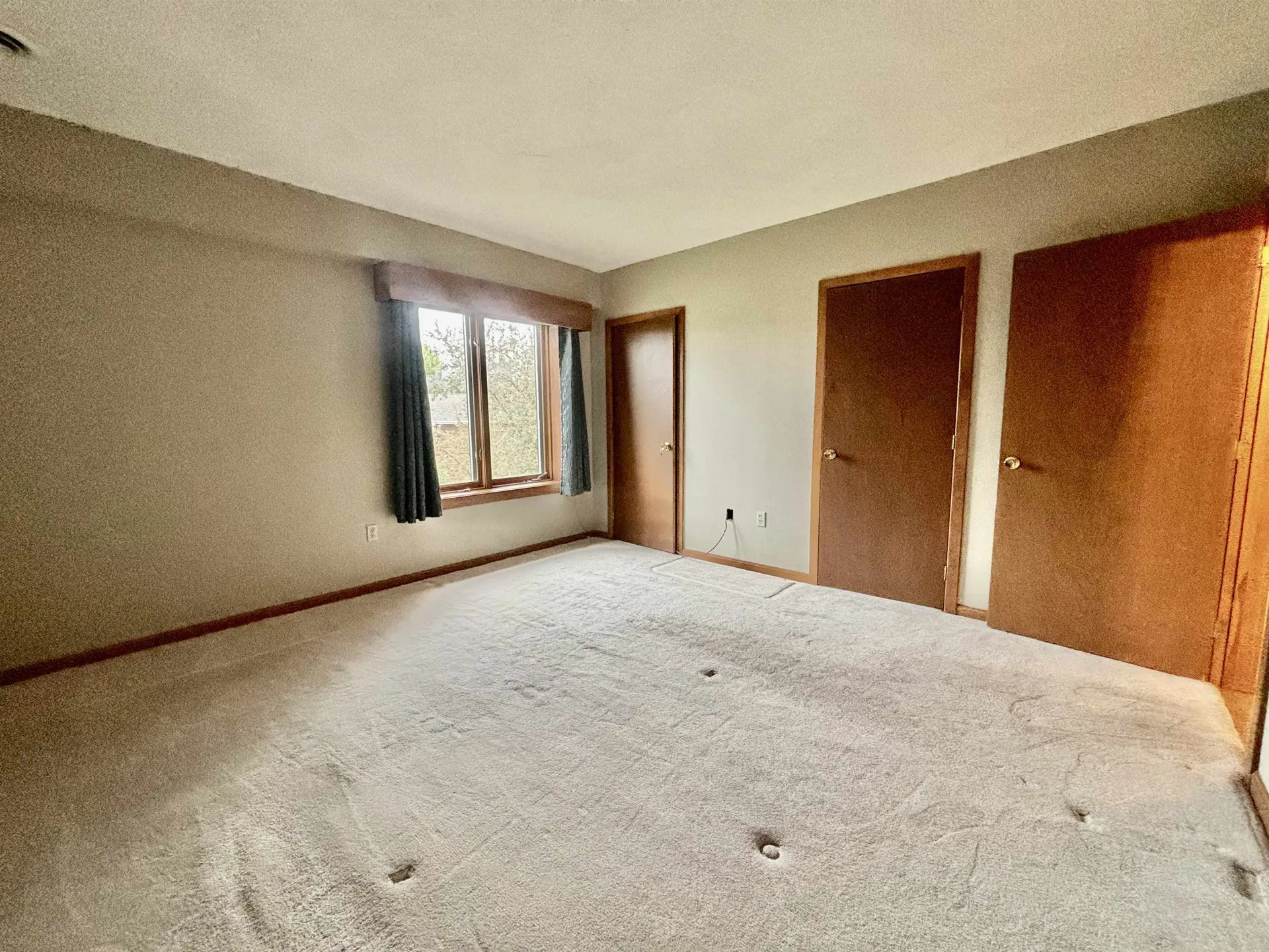 5 Tsienneto Road Derry NH 03038