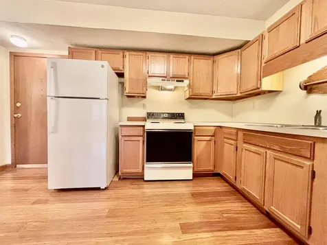 5 Tsienneto Road Derry NH 03038