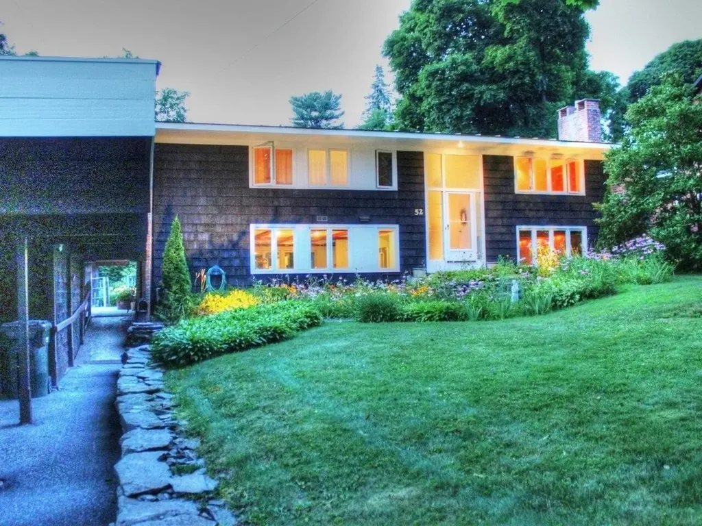 52 Cliff Street Burlington VT 05401