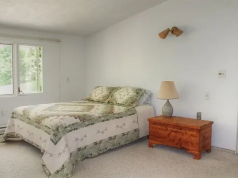 52 Cliff Street Burlington VT 05401