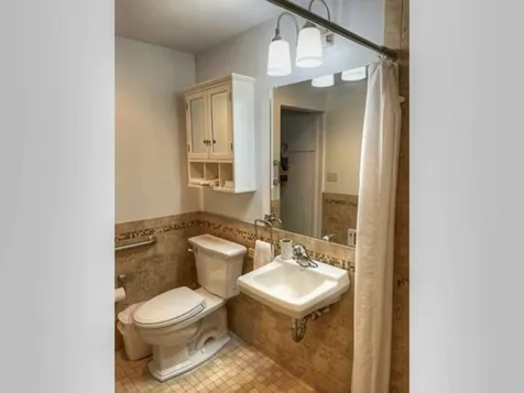 52 Cliff Street Burlington VT 05401