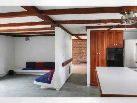52 Cliff Street Burlington VT 05401