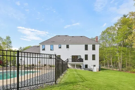 12 Settlers Ridge Road Windham NH 03087