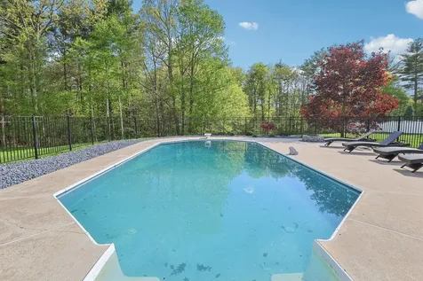 12 Settlers Ridge Road Windham NH 03087