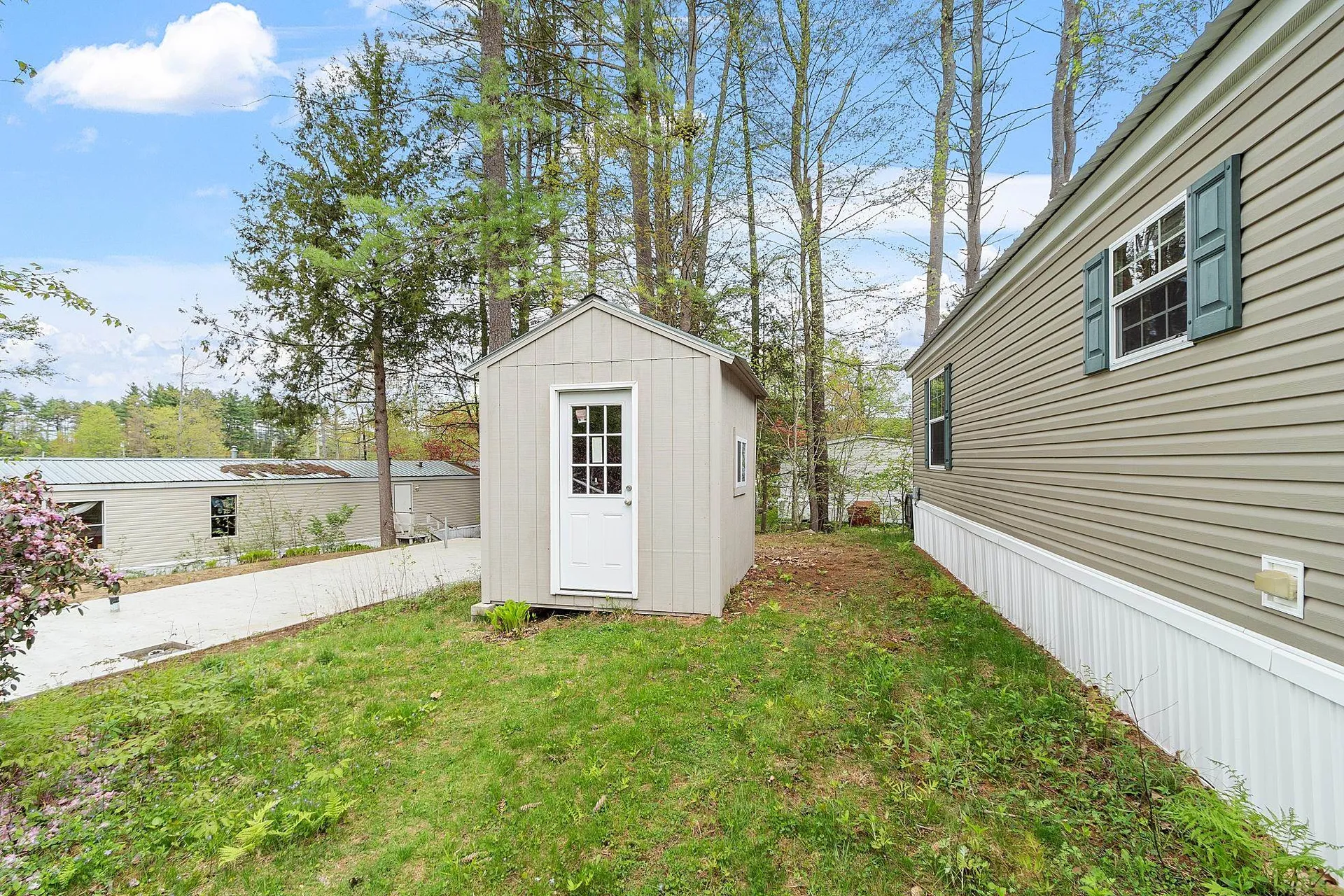 19 Blue Jay Court Keene NH 03431