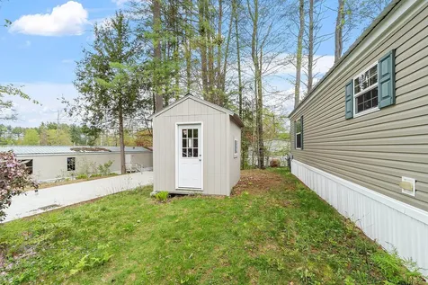 19 Blue Jay Court Keene NH 03431