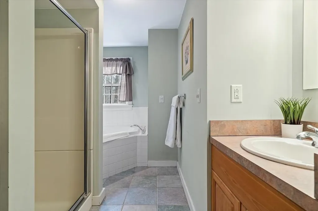 24 Vt Route 11 Landgrove VT 05148