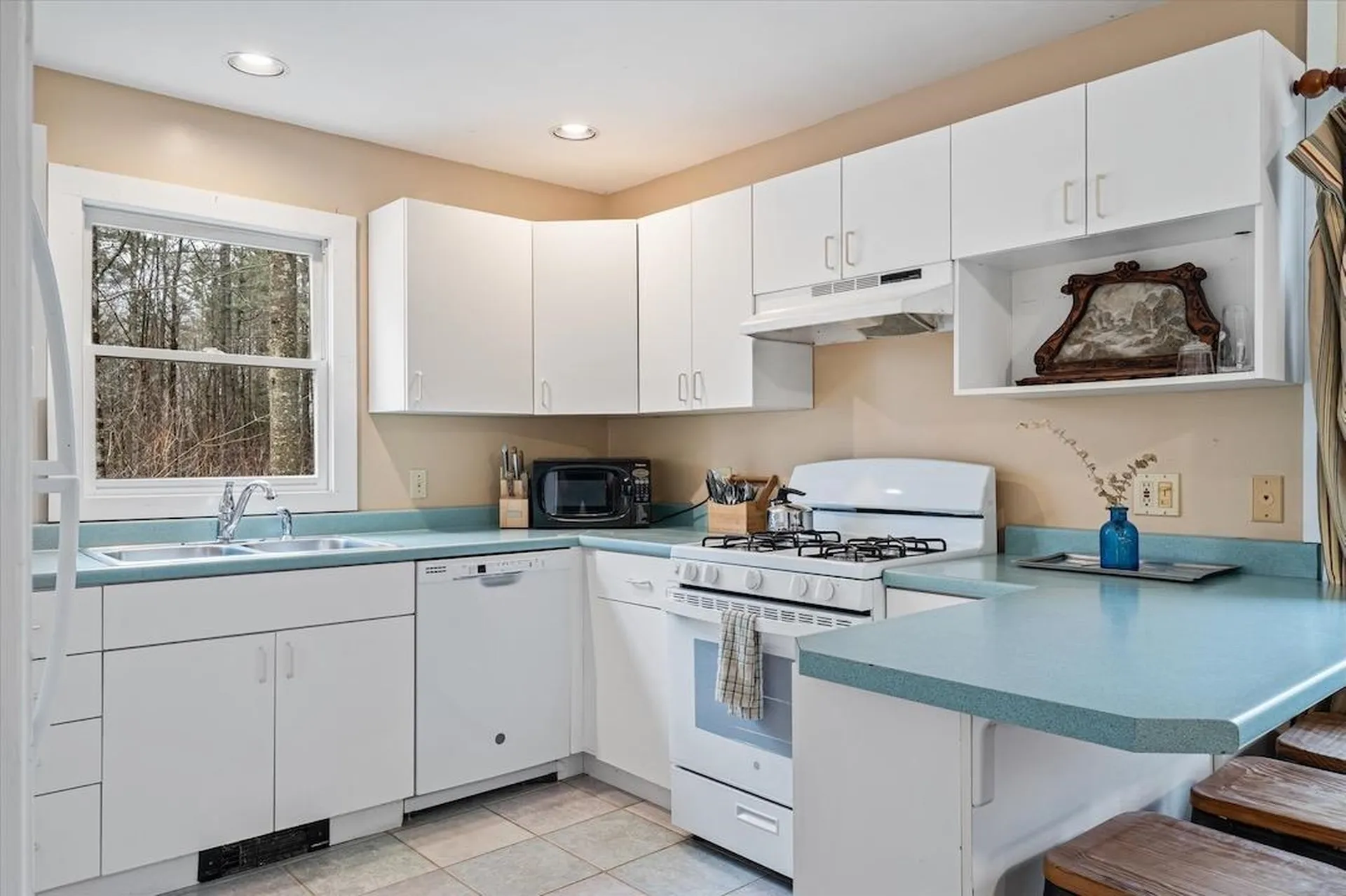 24 Vt Route 11 Landgrove VT 05148