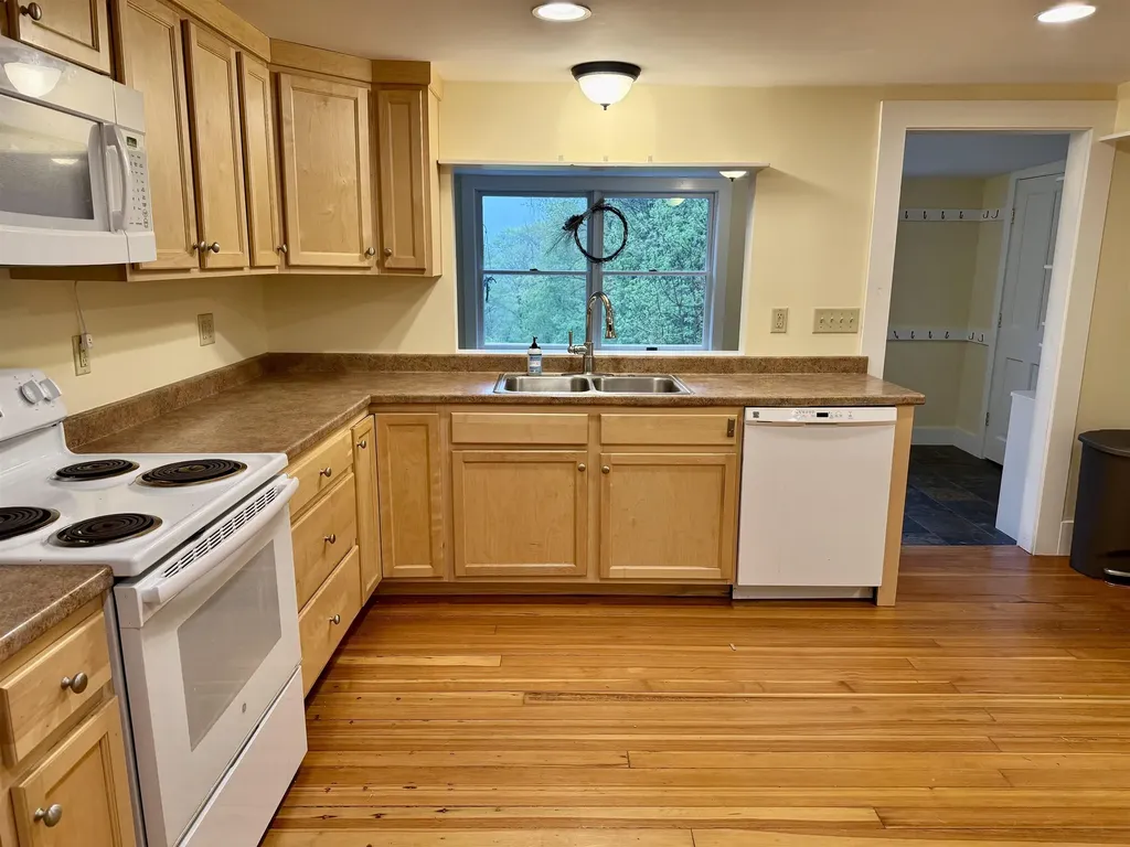 394 Cider Mill Road Cornwall VT 05753