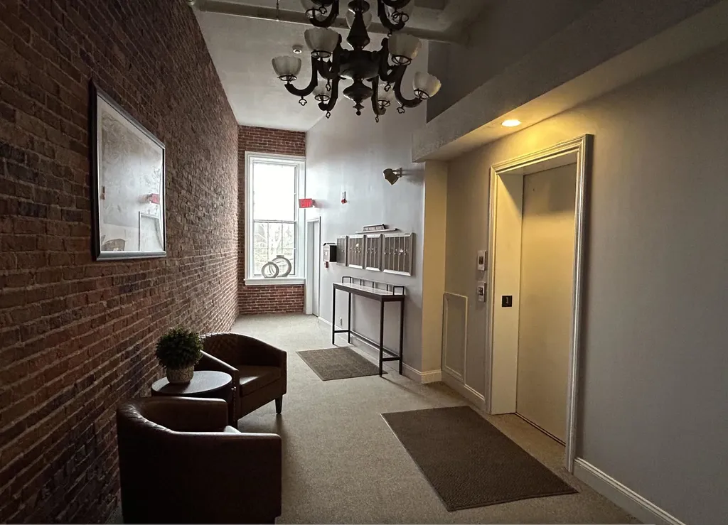 163 Water Street Exeter NH 03833