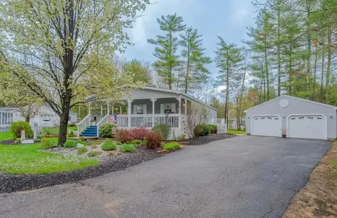 32 Watercress Drive Rochester NH 03868