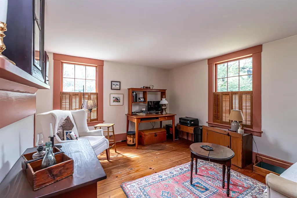 13 Courthouse Road Amherst NH 03031