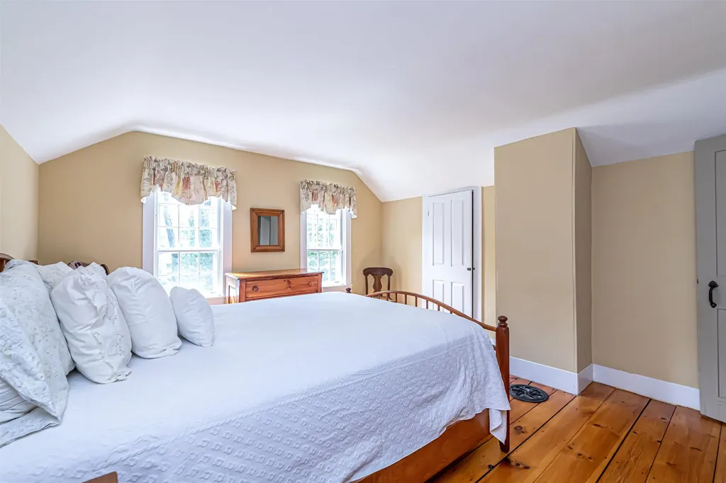 13 Courthouse Road Amherst NH 03031