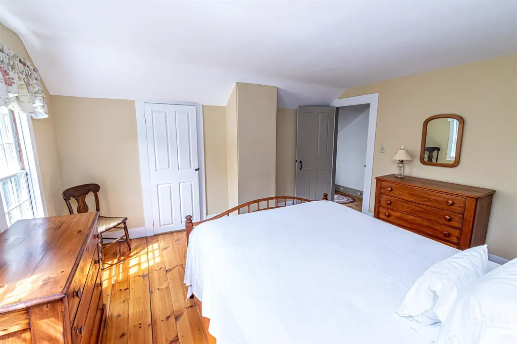 13 Courthouse Road Amherst NH 03031