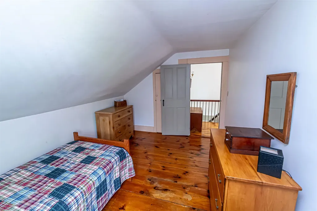 13 Courthouse Road Amherst NH 03031