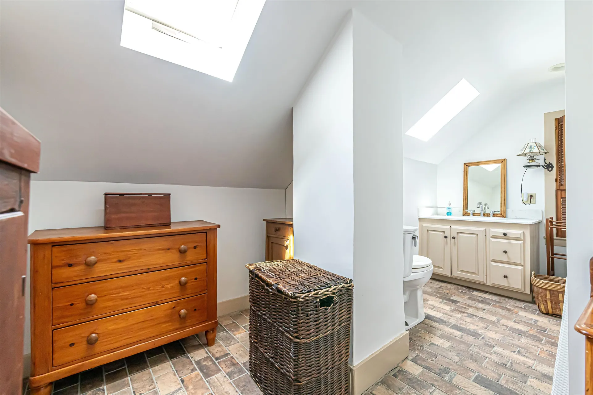 13 Courthouse Road Amherst NH 03031