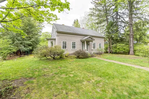 13 Courthouse Road Amherst NH 03031