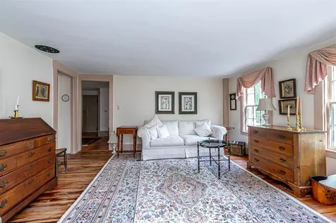 13 Courthouse Road Amherst NH 03031