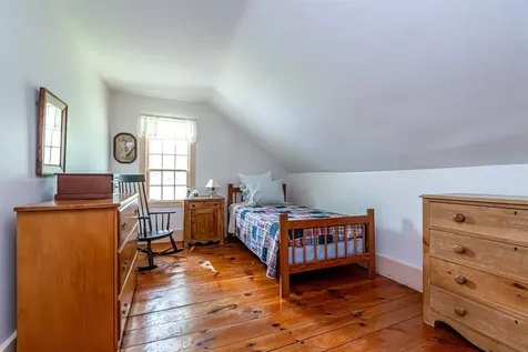 13 Courthouse Road Amherst NH 03031