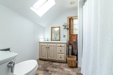 13 Courthouse Road Amherst NH 03031