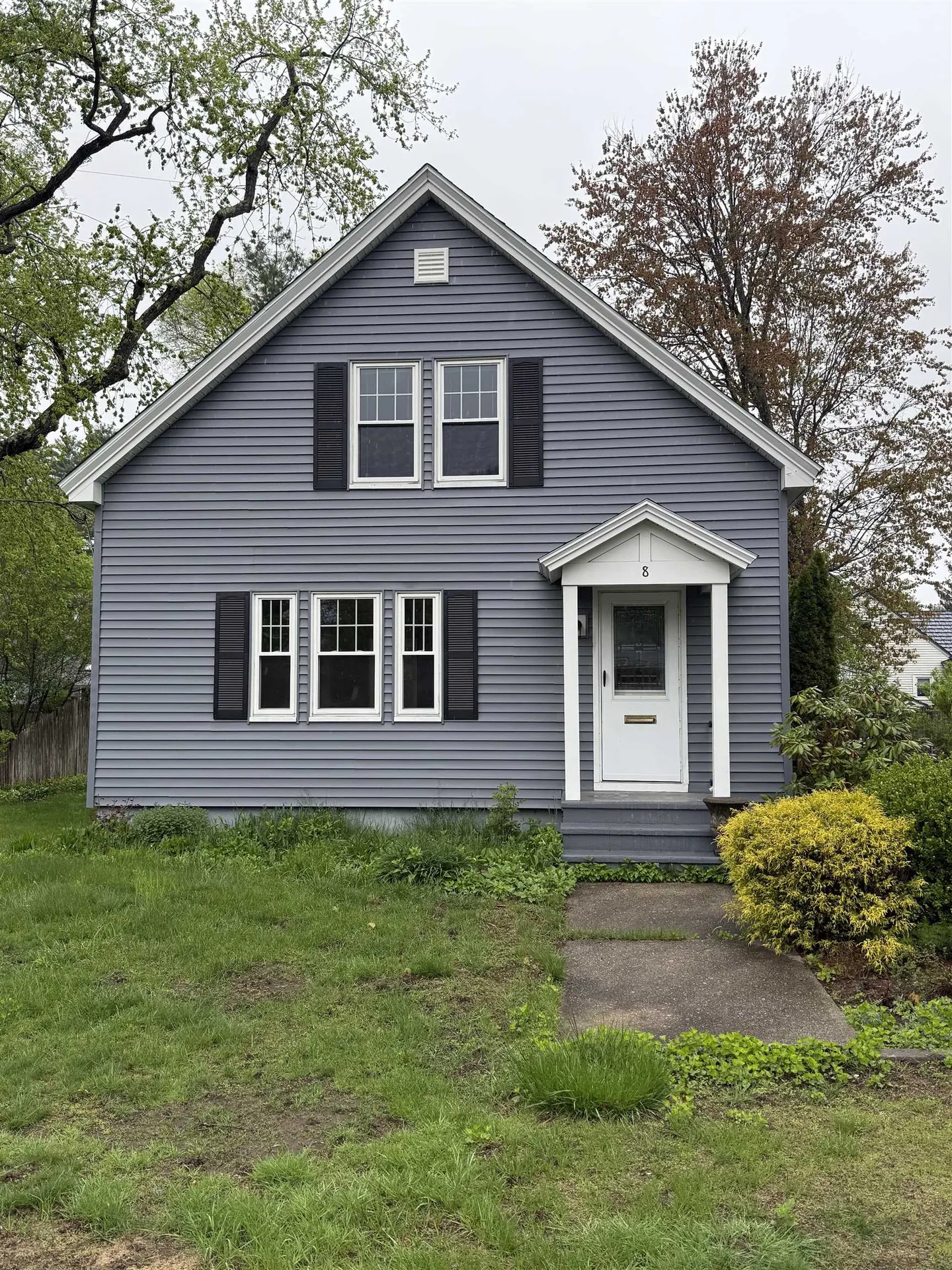 8 Wood Avenue Concord NH 03301