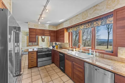 3456 West Hill Road Stowe VT 05672
