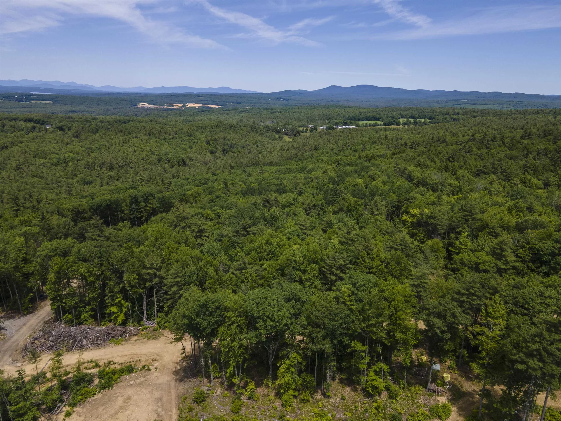 Polly Ham Road Northfield NH 03276