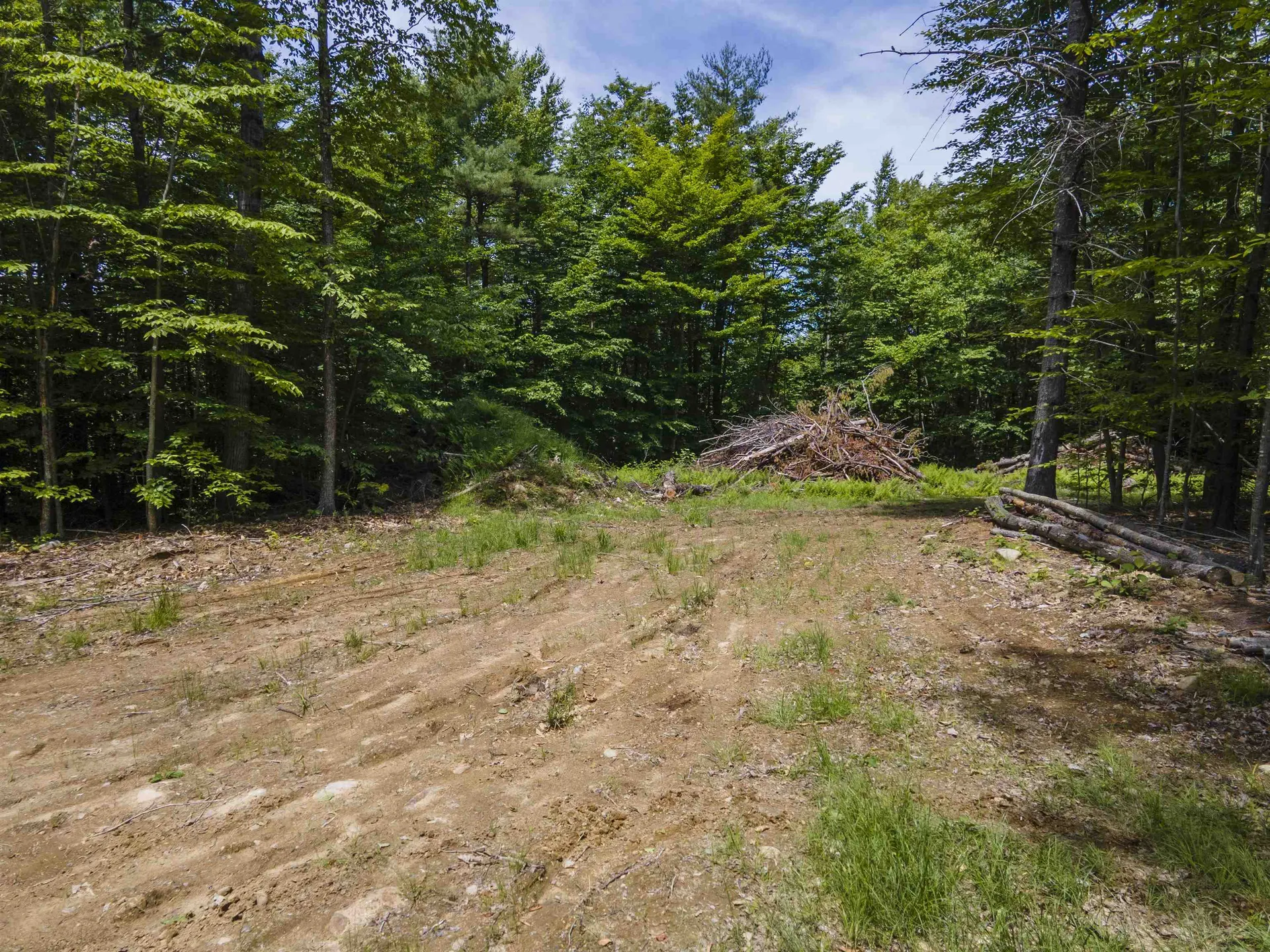 Polly Ham Road Northfield NH 03276