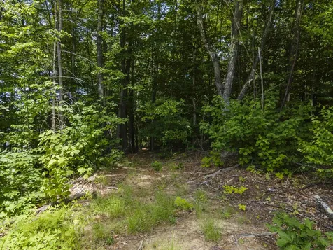 Polly Ham Road Northfield NH 03276