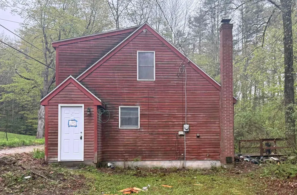 103 Mitchell Road Nottingham NH 03290