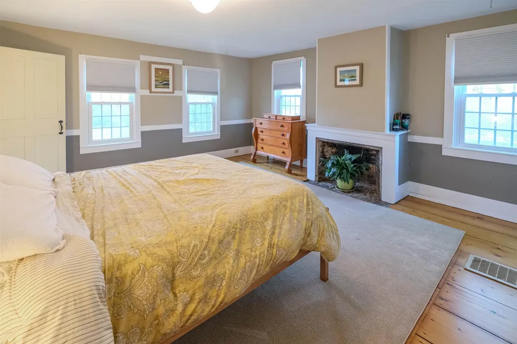 270 North Street Chester VT 05143