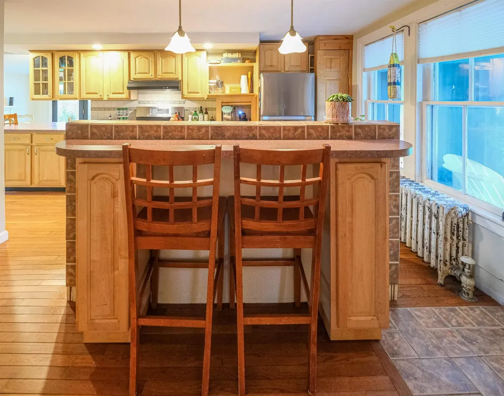 270 North Street Chester VT 05143