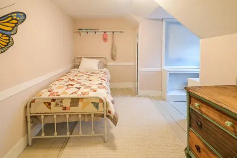 270 North Street Chester VT 05143