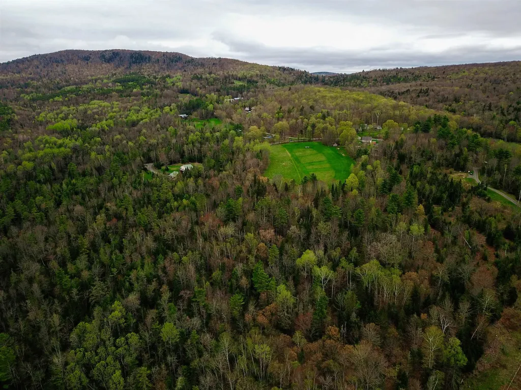 855 Campbell Road Waterford VT 05819