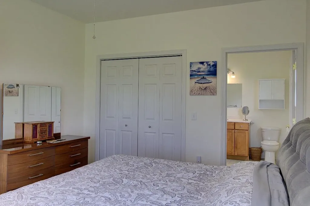 4 Village Court Grand Isle VT 05458