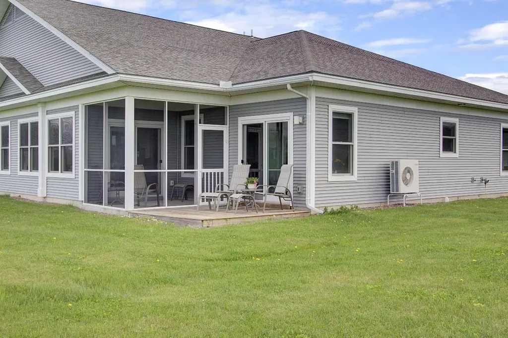 4 Village Court Grand Isle VT 05458